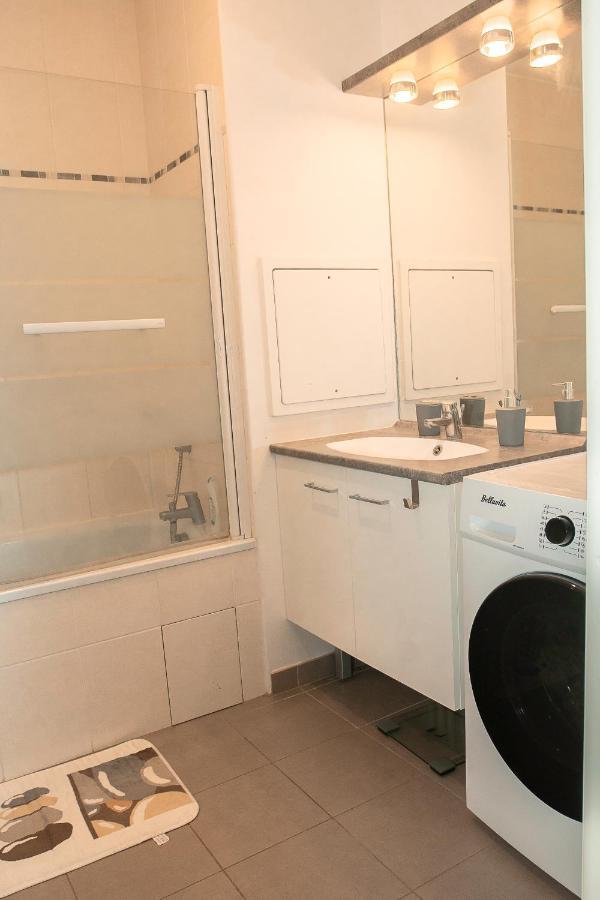 T3 Bord De Seine,Proche Centre Ville,Parking Prive Мант-ла-Жоли Экстерьер фото